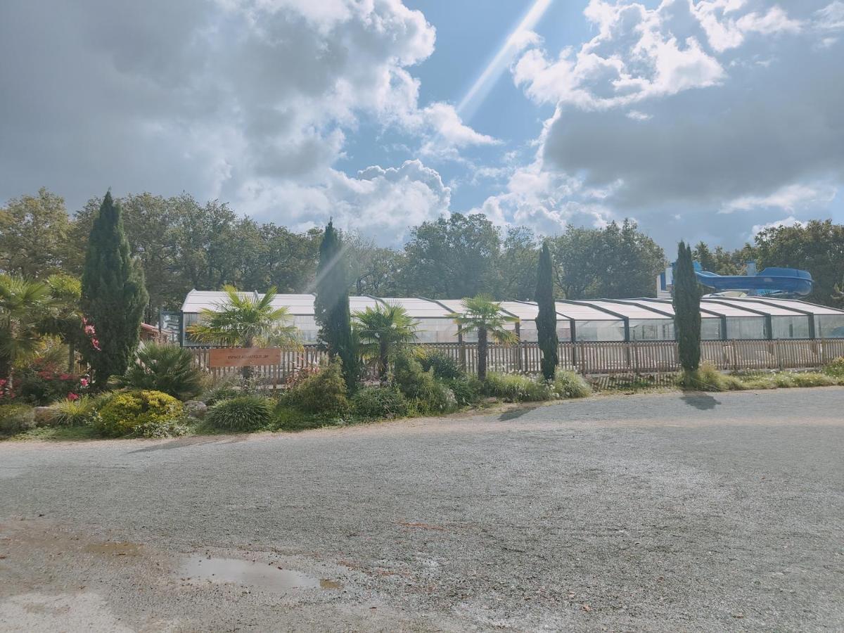 Bungalow Cosy Equipe La Boissiere-de-Montaigu 外观 照片
