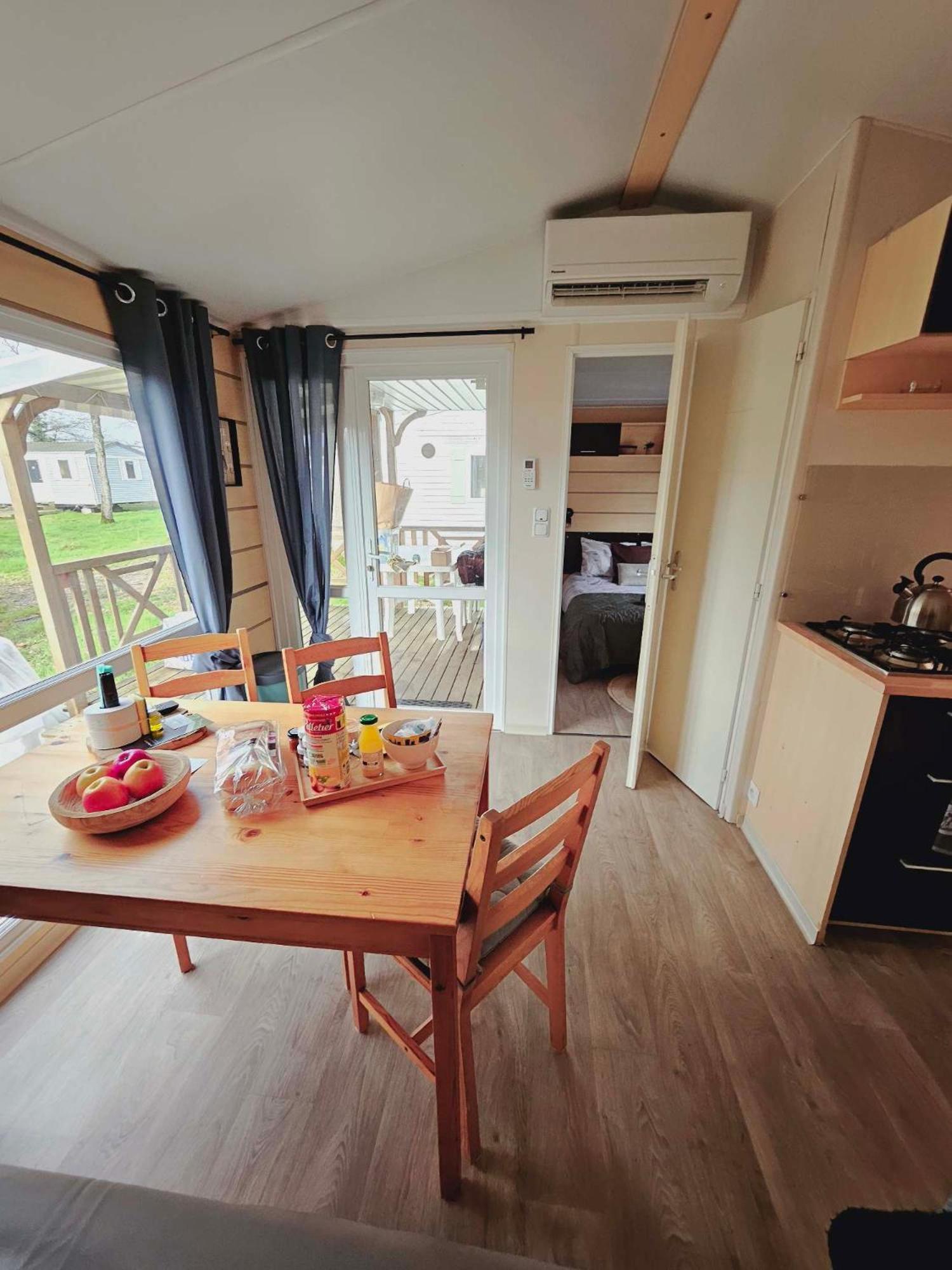 Bungalow Cosy Equipe La Boissiere-de-Montaigu 外观 照片